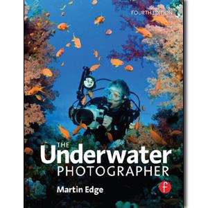 The Underwater Photographer - STUDENTFILMMAKERS.COM STORE
